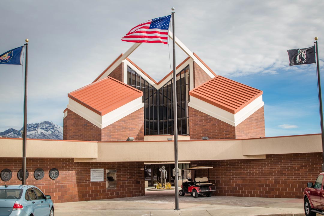 Veteran's cemetery chapel building